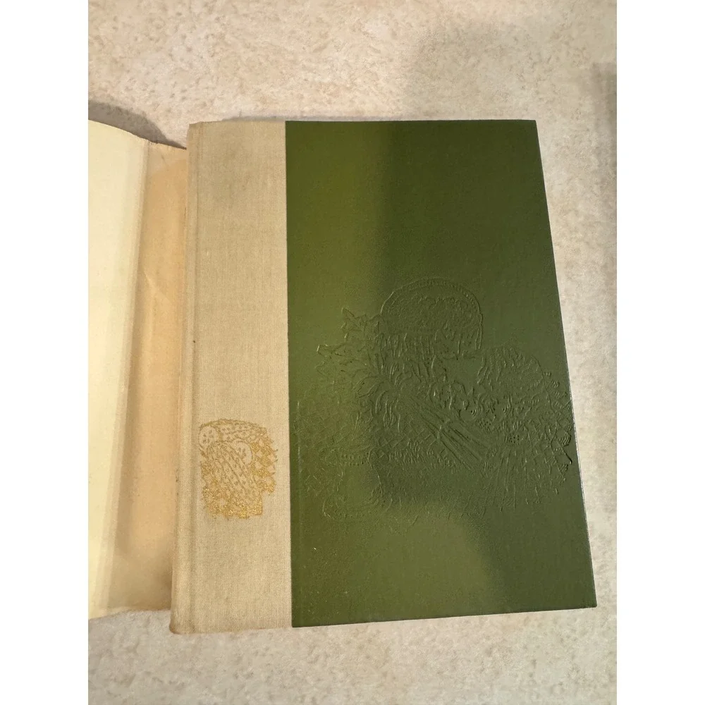 The Pleasures of Preserving and Pickling Jeanne Lesem 1979 Hardcover Cookbook